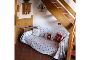 Crystal Suite - solrig, Wi-Fi, balkon, parkering, bus på 130mt - Image 4