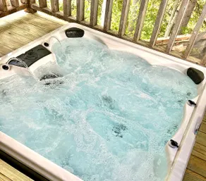 Northern Maine Retreat•Hot Tub•Direct Trail Access - Image 4