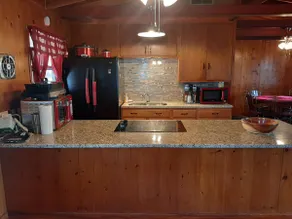 Waterfront Cabin on Proctor Lake - Image 5