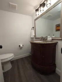 *Sunshiny Stay* 3/3 townhouse with King Bed - Image 4