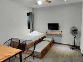 Centrally located apartment with all amenities included - Image 4