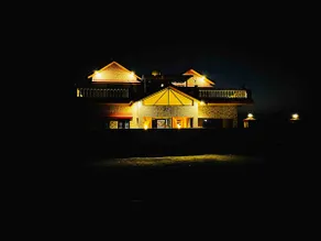 Viva Villa - Image 4