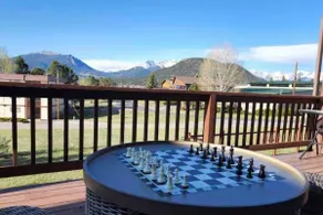 Spacious Family Getaway, King Beds, Hot Tub, RMNP - Image 2