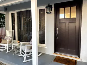 Beautiful Bay Area Home with Outdoor Space - Image 2
