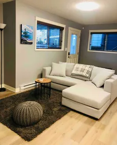 Olympic Views - Cozy Modern 2Br Suite - Image 3