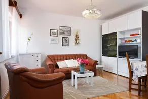 Promona apartman with a huge terrace - Image 4