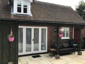 Kristina's Coach House - Image 2