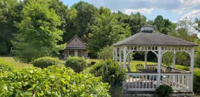 Farmhouse & Backyard Cabin (Pickleball & Sport Ct) - Image 4