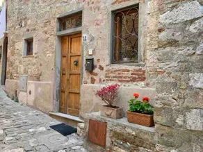 The Sundial in Montefioralle - Image 3