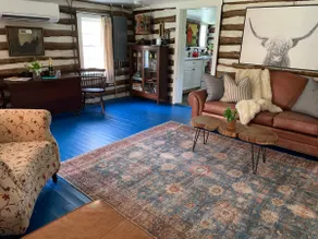 Vintage Riverfront Log Cabin “Emma” w/hot tub - Image 3