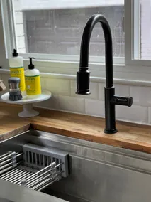 Modern Farmhouse - Image 4