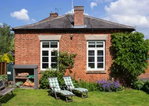Stylish self contained home close to Alton Towers - Image 2