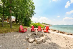 Lake Front Heaven - Gateway to Niagara/Vineyards - Image 2
