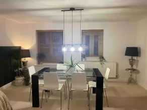 Town Centre Spacious, Stylish Apartment. Fast Wifi - Image 4