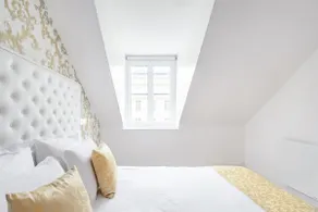 Luxurious Apartment – Les Demoiselles in Versailles - Image 4
