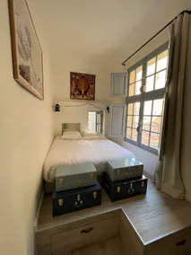 Aix Cours Mirabeau 100m2, 2 bedrooms, air conditioning, terrace - Image 3