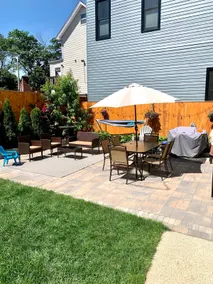 Family Friendly City Oasis! 2 Free Parking Spots! - Image 2