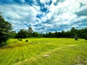 Stay near Jay Peak at your own private cabin with 18 brookside acres! - Image 2