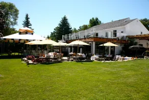 The Vineyard Inn on Suttons Bay-Lakeview Loft - Image 4