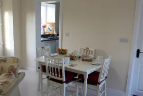 The Cottage - Image 5