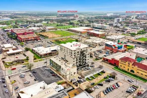 Modern Downtown Domicile - Image 2