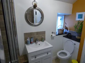 Characterful cottage in the heart of Menai Bridge - Image 3