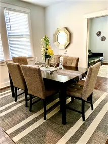 Cute Uptown Duplex - Image 4