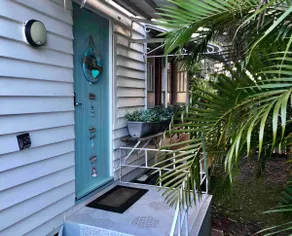 Pier Cottage - 1930’s Quaint 1 Bedroom House. - Image 2