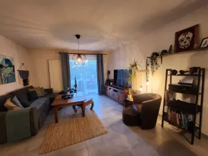 LARGE RECENT 2 ROOM, QUIET TERRACE NEAR EVERYTHING - Image 5