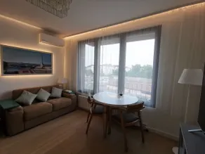 Danube River View Lounge 6 with Garage, K District - Image 3
