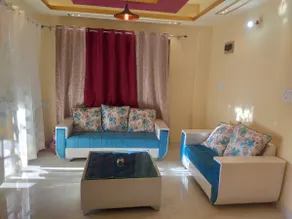 PALACE ON Woods 4bhk - Image 2