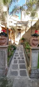 Papale Small Garden, in Caltagirone, very central - Image 2