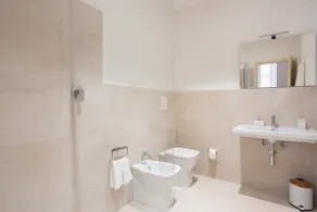 Palazzo Sabbioni Luxury apart 2 rooms - Image 4