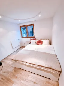 Quiet apartment with fireplace - Image 2
