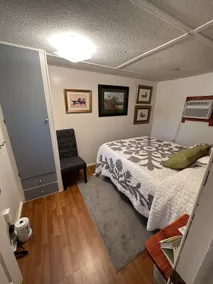 Entire Cottage on Lake Murray - Image 3