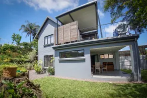 Fig Tree Self Catering Apartment - Image 4
