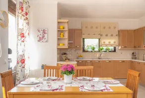 The Ixian Emerald Guest House - Image 3