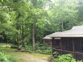 Holyfield Cabin and Bunkhouse - Image 4