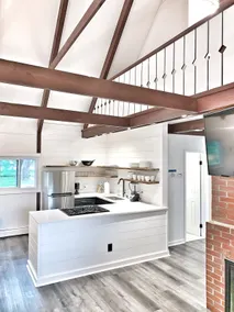 New Stowe remodel, perfect location-many amenities - Image 2