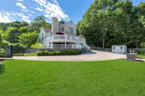 Bayview House on Mattituck Inlet - Image 2