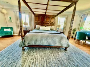 The Happy Hideout/sleeps 8/ updated/central/king - Image 5