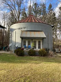 Unique Kabin in the Woods - Image 2