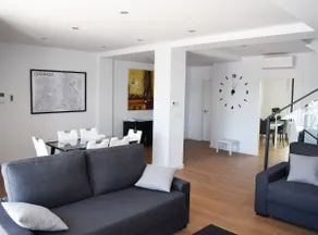 Magnificent house with private pool in Granada - Image 4