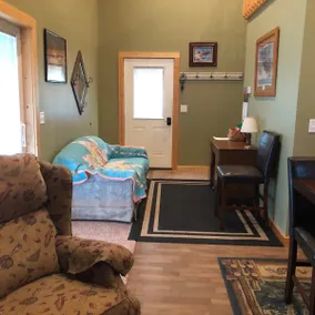 Sandollar Cove Cabin - Lake Fun, Fish, Pheasants! - Image 4