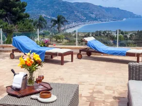 Villa Zagara Garden Spectacular Sea View in Taormina - Image 5