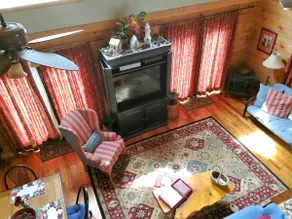 Riverdance Log Cabin (2.5 miles from TIEC) - Image 3