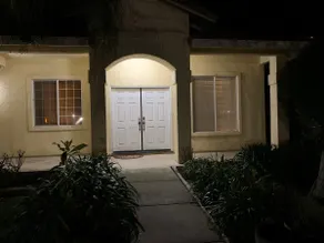 Fantastic Executive Home-No Cleaning Fee - Image 3