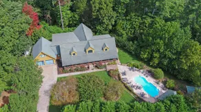 Lazy Bear Lodge: Getaways, WineTours, Bridal Parties, Reunions, Corporate Retreat - Image 3