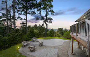 Private retreat: walk to beach, epic ocean views! - Image 3