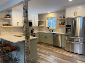 Interlakes Wilderness Chalet - Image 3